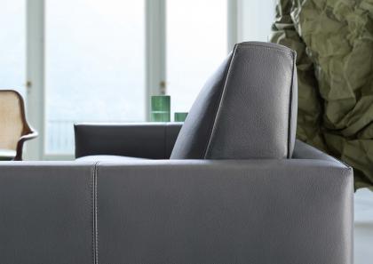 Detail of the backrest and structure which make the Tommy sofa comfortable and unique - BertO