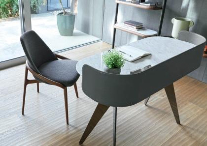 Designer desk Jim with Jackie WOOD armchair - BertO