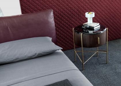 Modern brass-plated bedside table Roi and Soho bed in leather - BertO