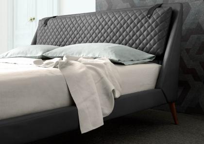 John linen sheets dresses Chelsea gray leather bed - BertO