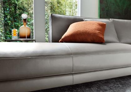 Detail of Time Break modular sectional sofa trapezoidal terminal element - BertO