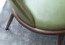 Armchair with curved back ready for delivery - Berto Outlet