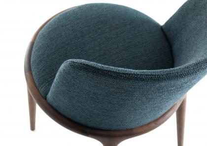 Joan upholstered dining room seat detail - BertO 