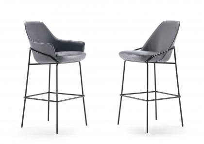 Jackie kitchen stools in leather and metal - BertO