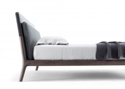 Bowery bed in canaletto walnut wood with padded headboard from the side - BertO