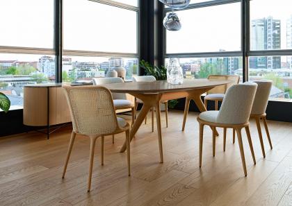 STIV OAK TABLE