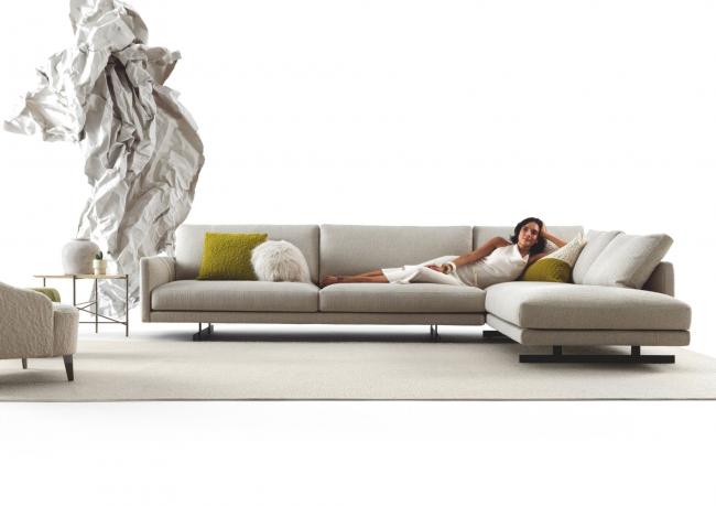 Dee Dee 2026 Sofa with Chaise Longue - BertO