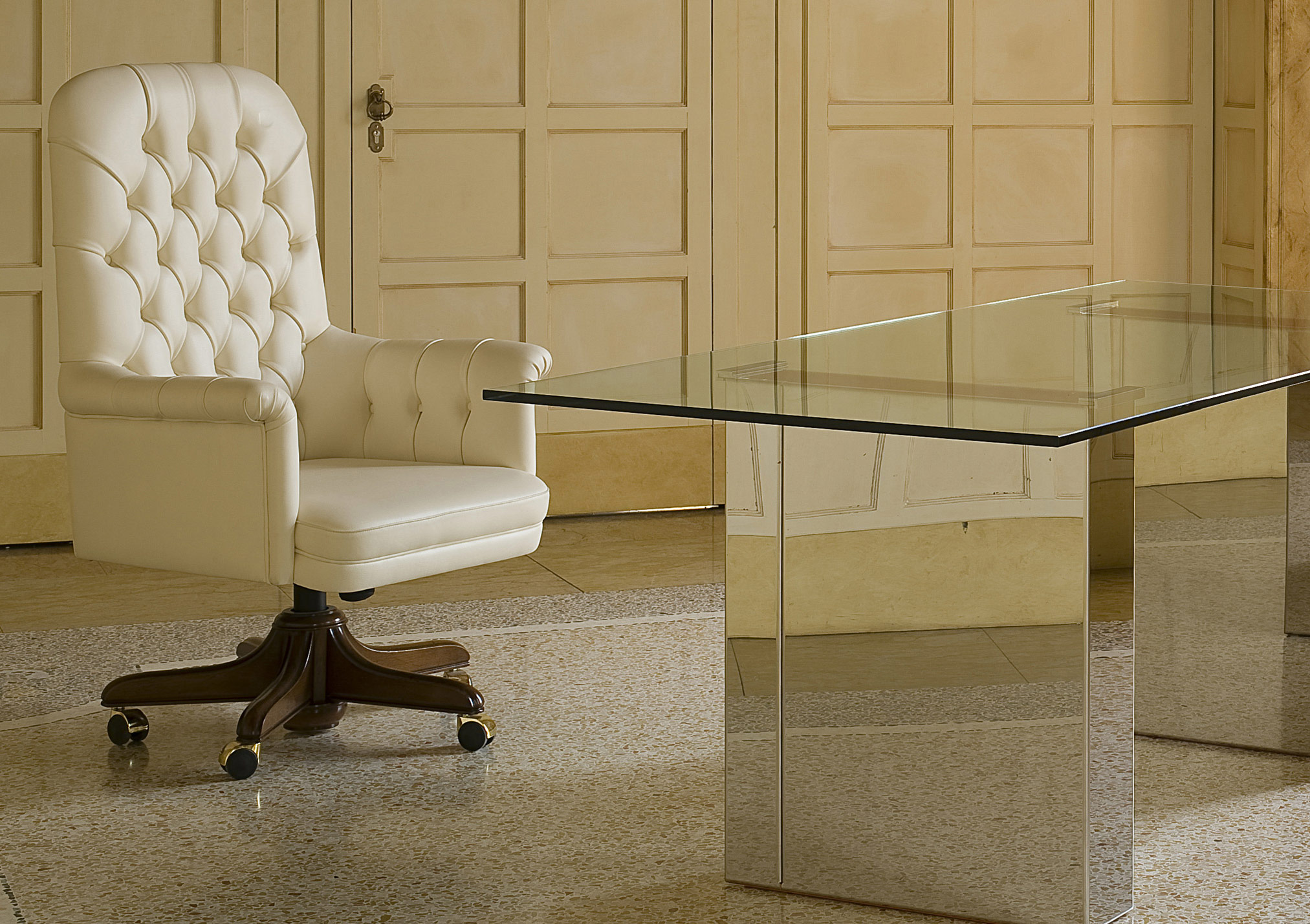 Doctor executive armchair Berto Salotti