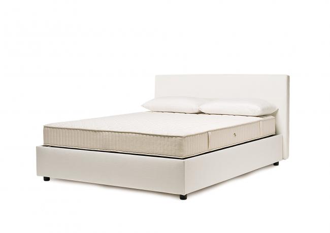 Ebe Upholstered bed