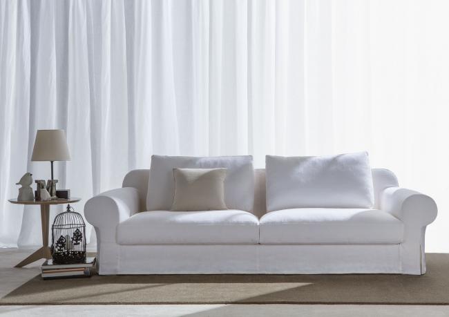 Classic sofa with deep seat cushions - BertO Shop