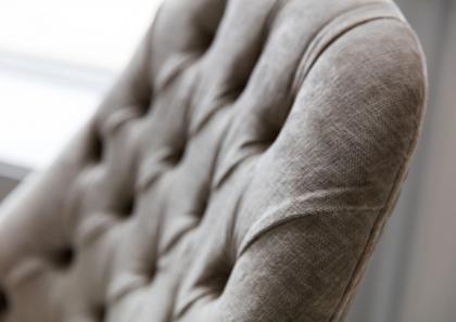 Traditional capitonné work handmade by our finest upholsterers in Meda