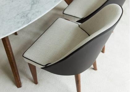 Judy chair with fabric and leather cover