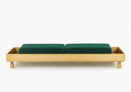 Seat cushions: internal part made of poplar wood covered with polyurethane foam in different densities