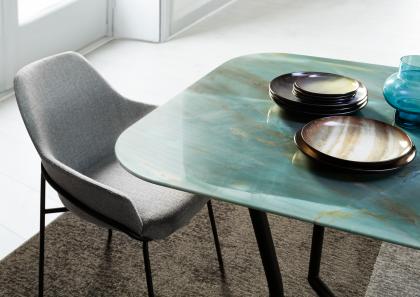 CJ modern design table and Jackie chair - BertO Salotti